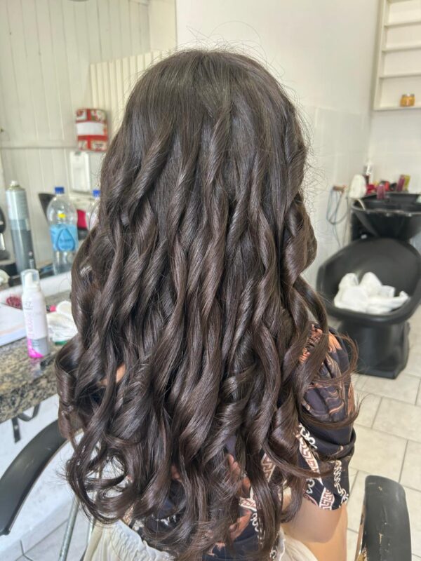 1 mês de Cabelo para debutante